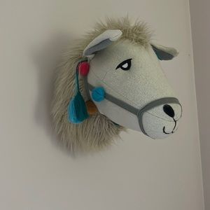 Llama wall animal hanger
